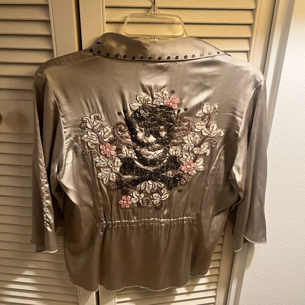 Soul Revival Silk Top Skull embroidery and decorative studs 83% silk